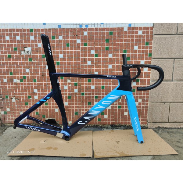 44cm road bike frame